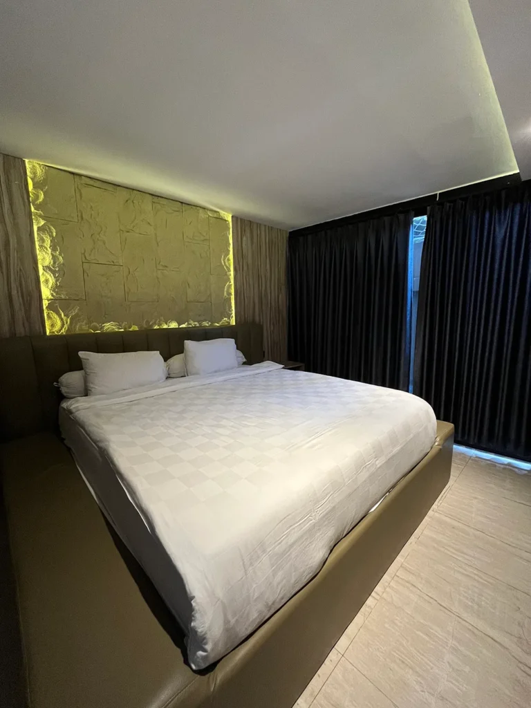 Edelweiss 2 Ohana Suite - Edelweiss - Bedroom 1
