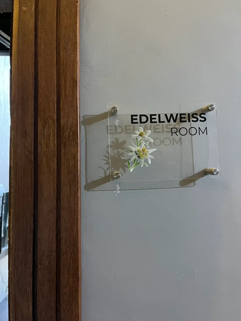 Edelweiss 1 Ohana Suite Edelweiss Door