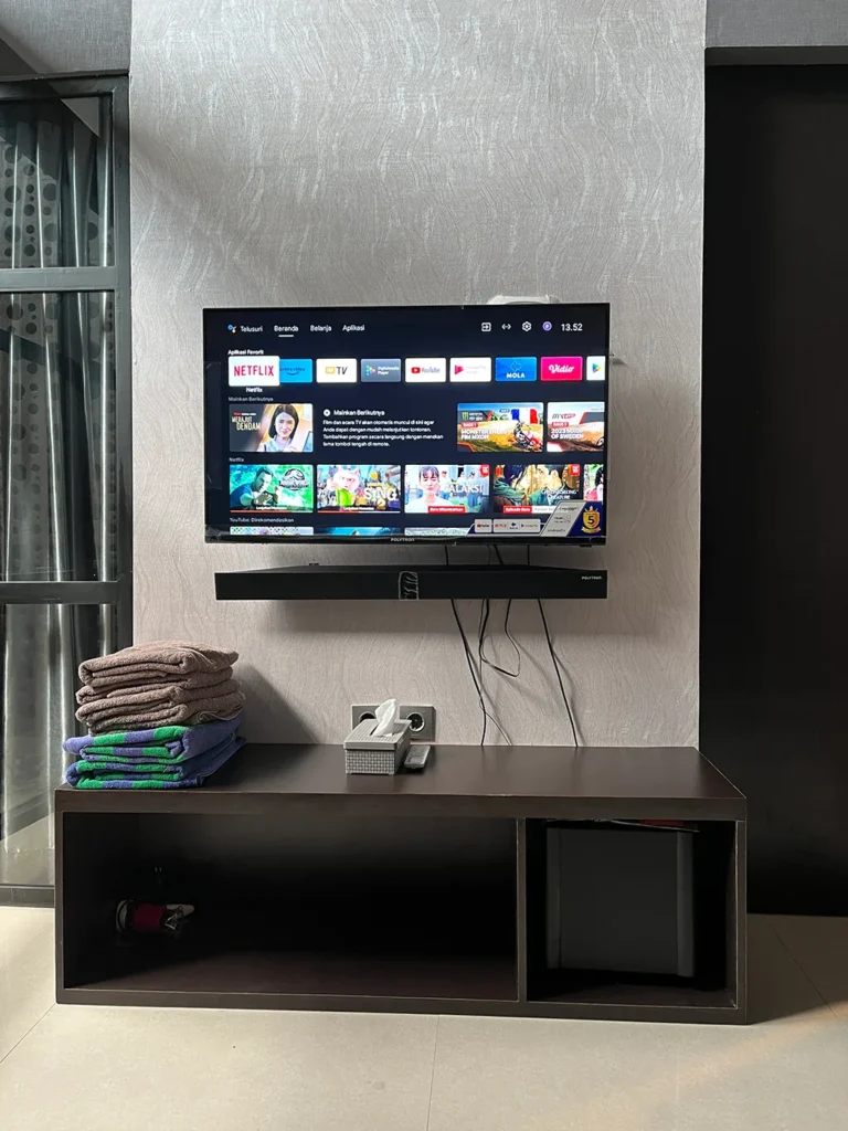 Ohana Suite Freesia TV